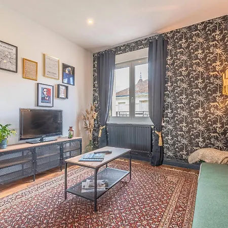 Apartment Chez *